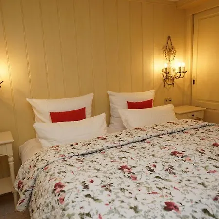 Dikstig-links Appartement *